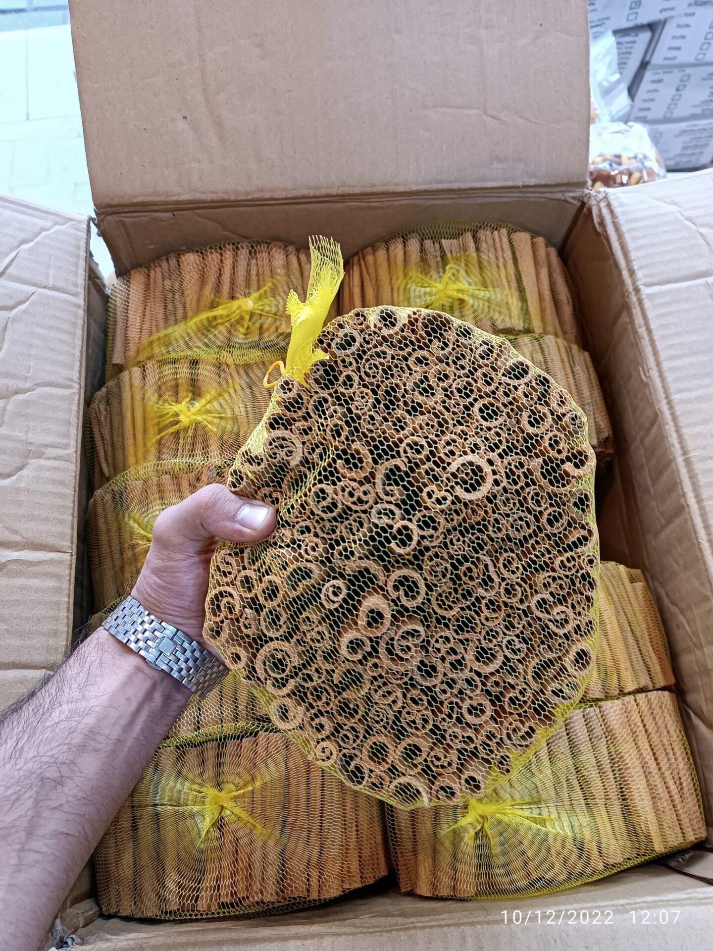 دارچین سیگاری ویتنامی یک کیلویی 4 دارچین سیگاری ویتنامی یک کیلویی - تصویر 4