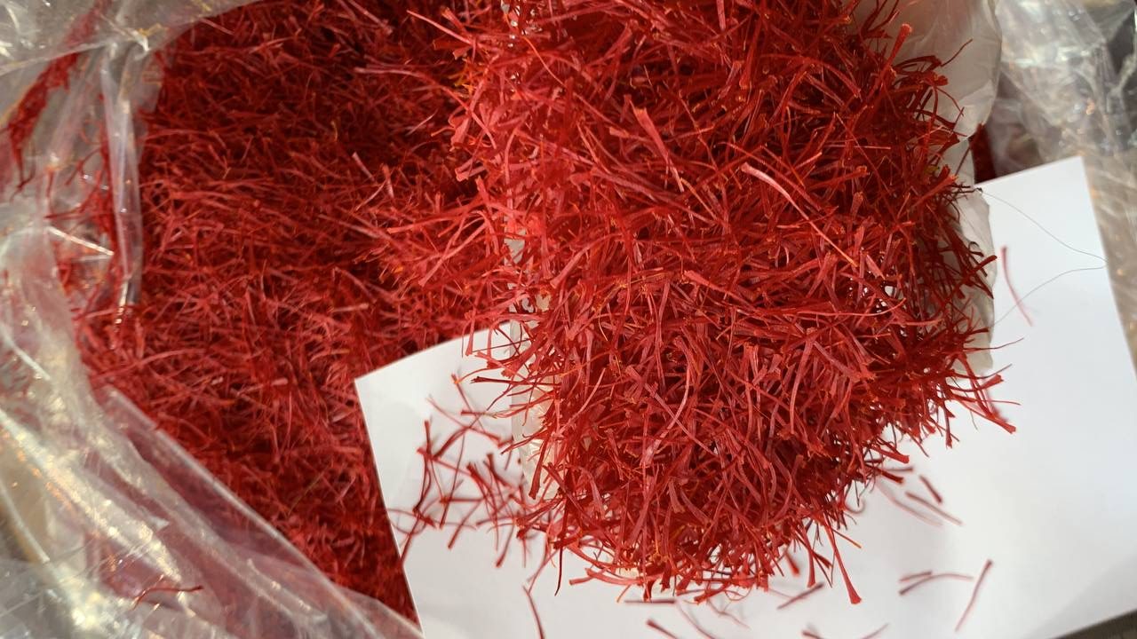 زعفران سوپر نگین پرسی فله 100گرمی + ارسال رایگان و خاتم همراه زعفران 4 زعفران سوپر نگین پرسی فله 100گرمی + ارسال رایگان و خاتم همراه زعفران - تصویر 4