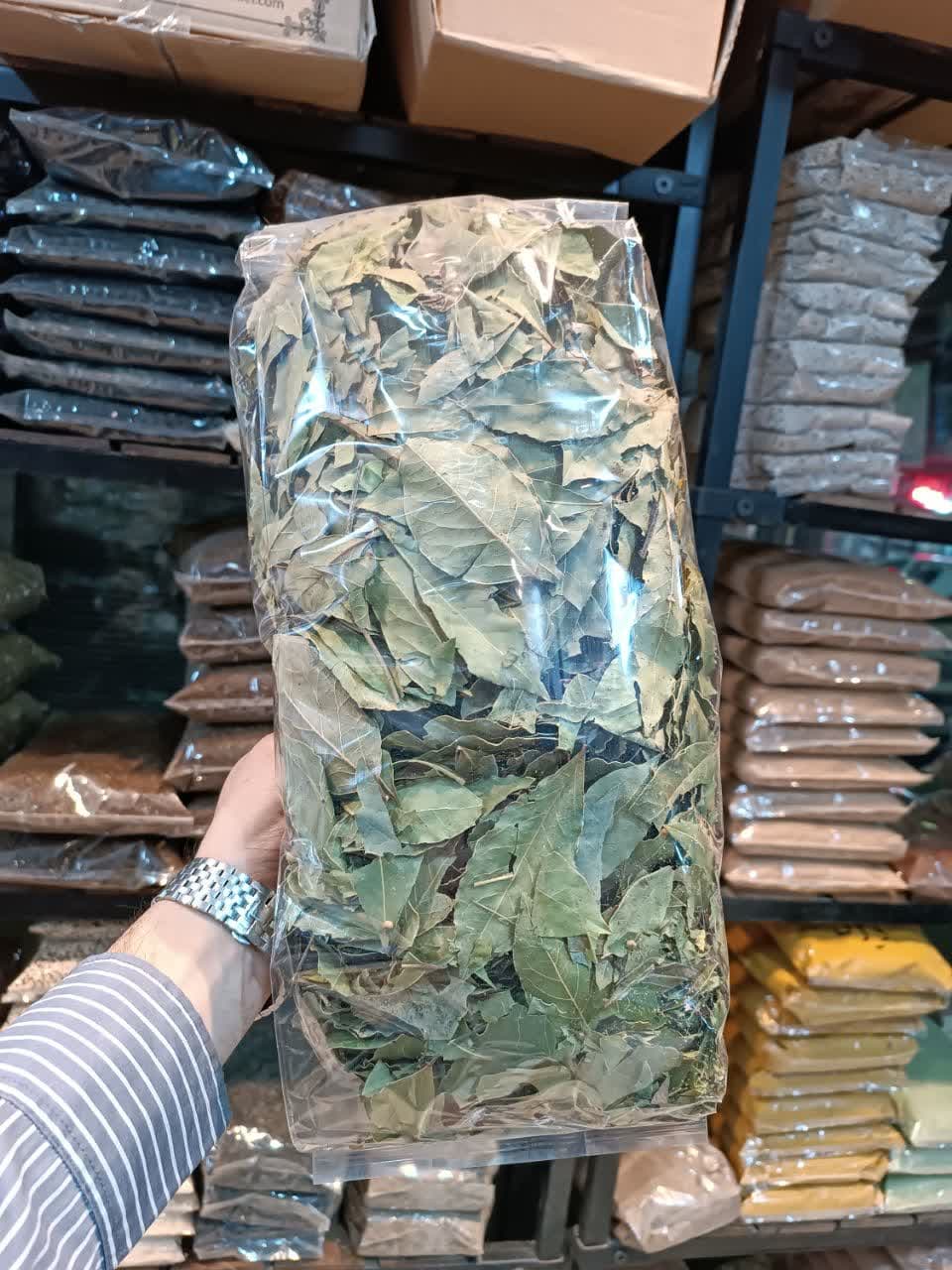 برگ بو تمیز 100 درصد 2 برگ بو 2