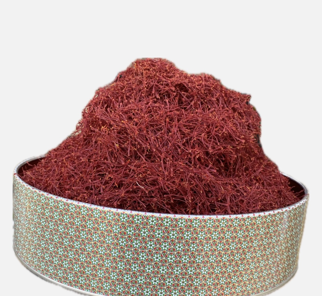 زعفران نگین طبیعی بسته بندی نیم کیلوگرم ارسال رایگان ظرف خاتم رایگان 2 زعفران نگین صادراتی